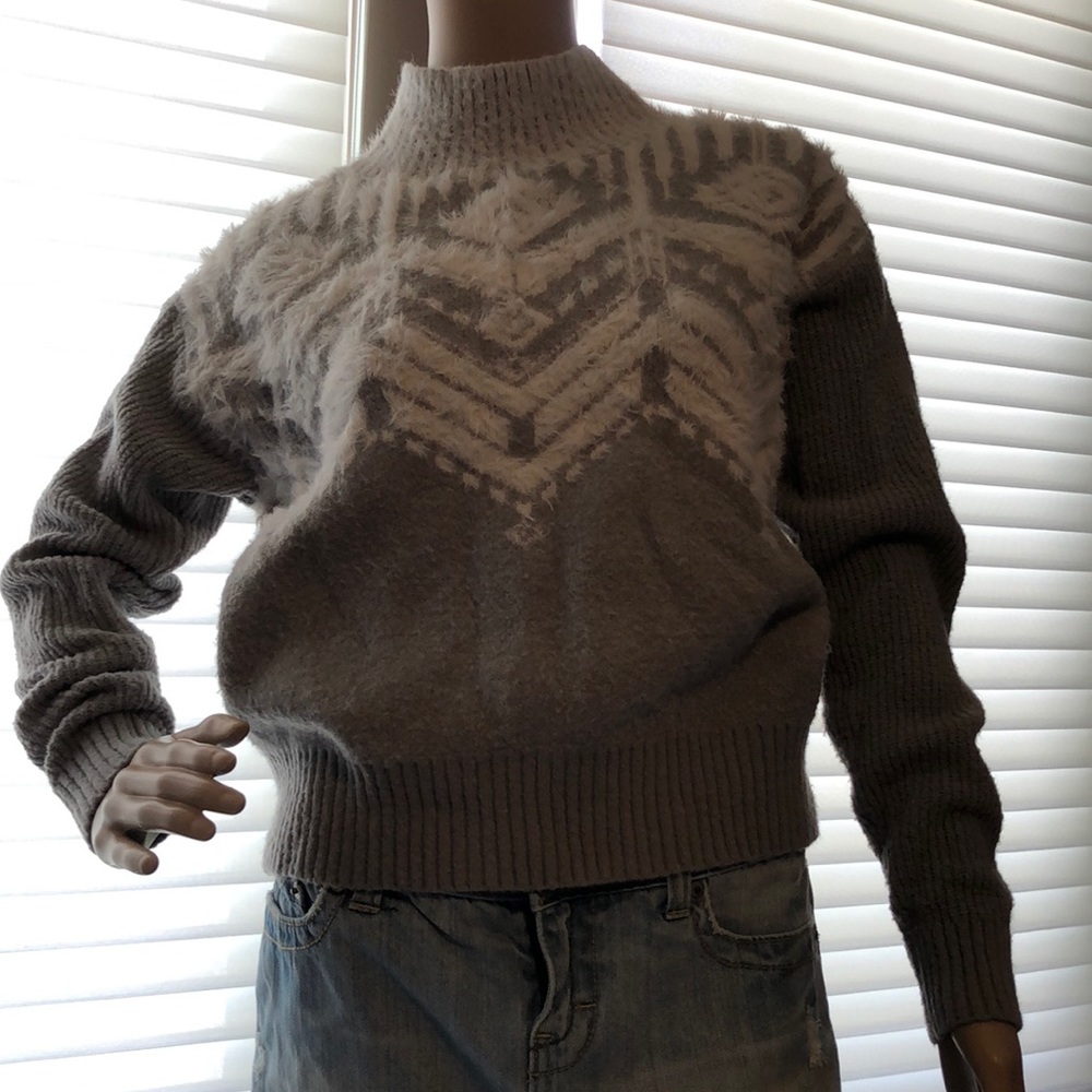Gray sweater